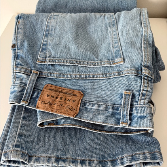 Arizona Jean Company Men's Denim Jeans - Picture 2 of 3